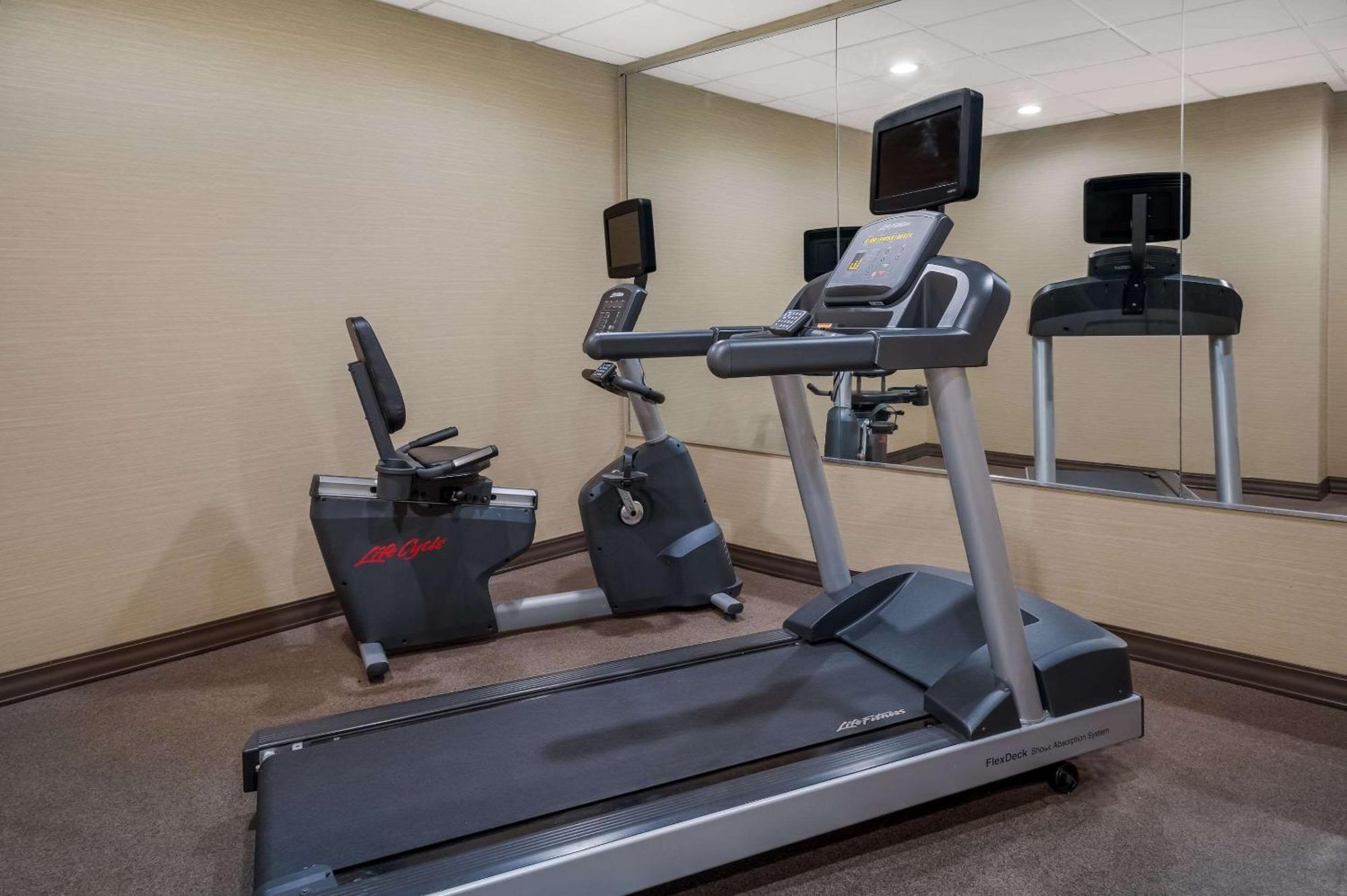 Radisson Hotel Grand Rapids Riverfront Dış mekan fotoğraf