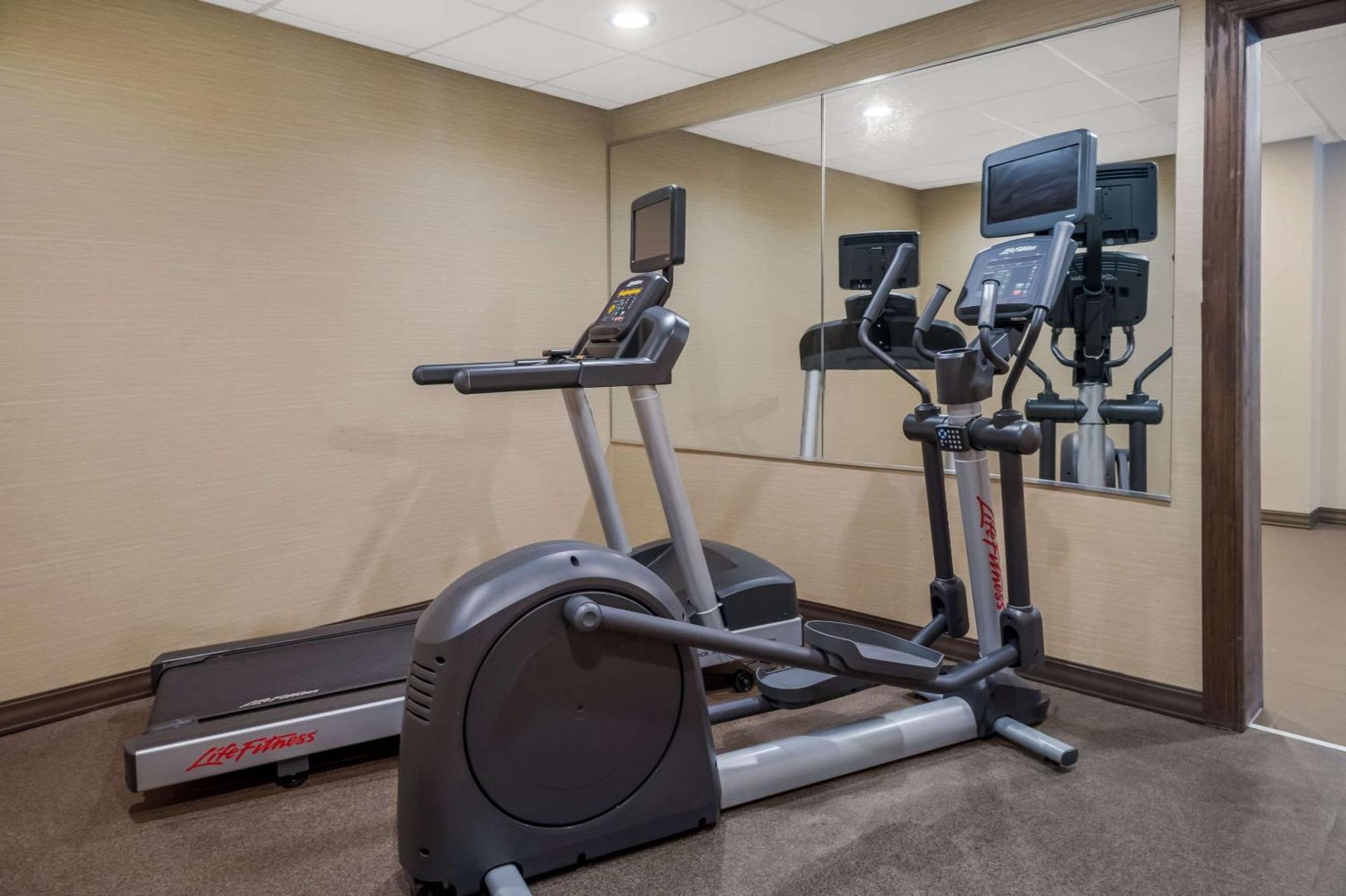 Radisson Hotel Grand Rapids Riverfront Dış mekan fotoğraf