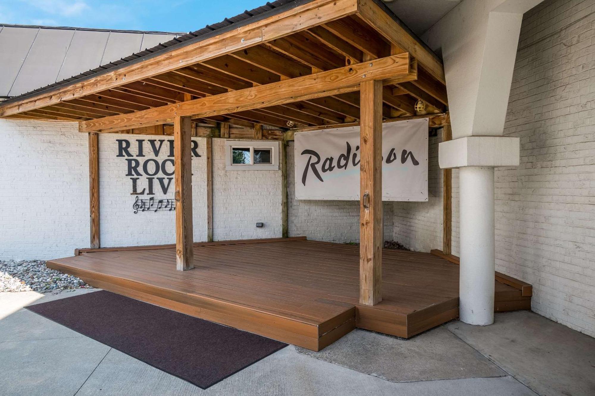 Radisson Hotel Grand Rapids Riverfront Dış mekan fotoğraf