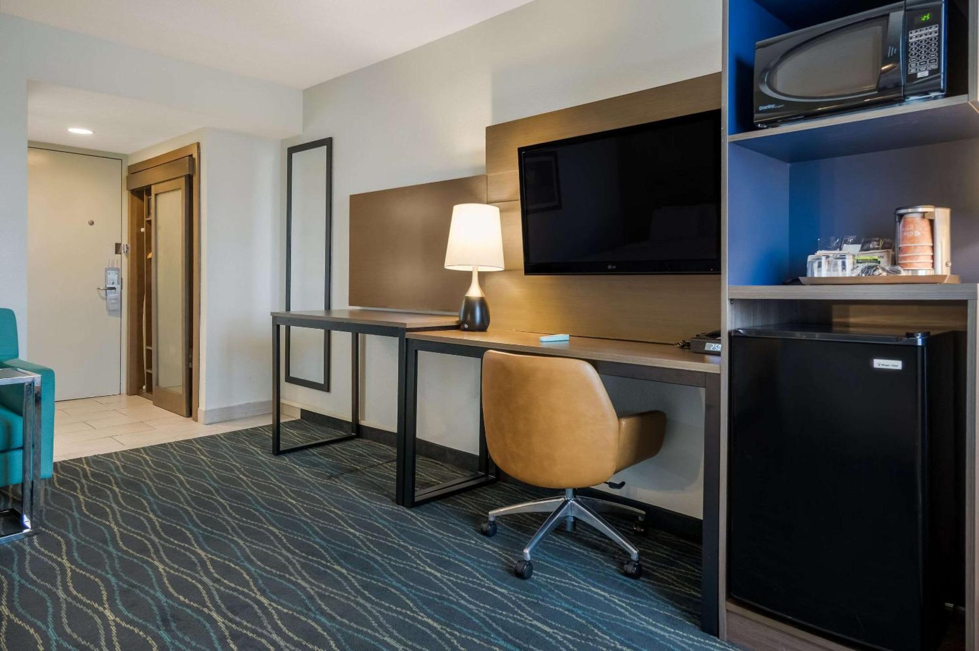 Radisson Hotel Grand Rapids Riverfront Dış mekan fotoğraf