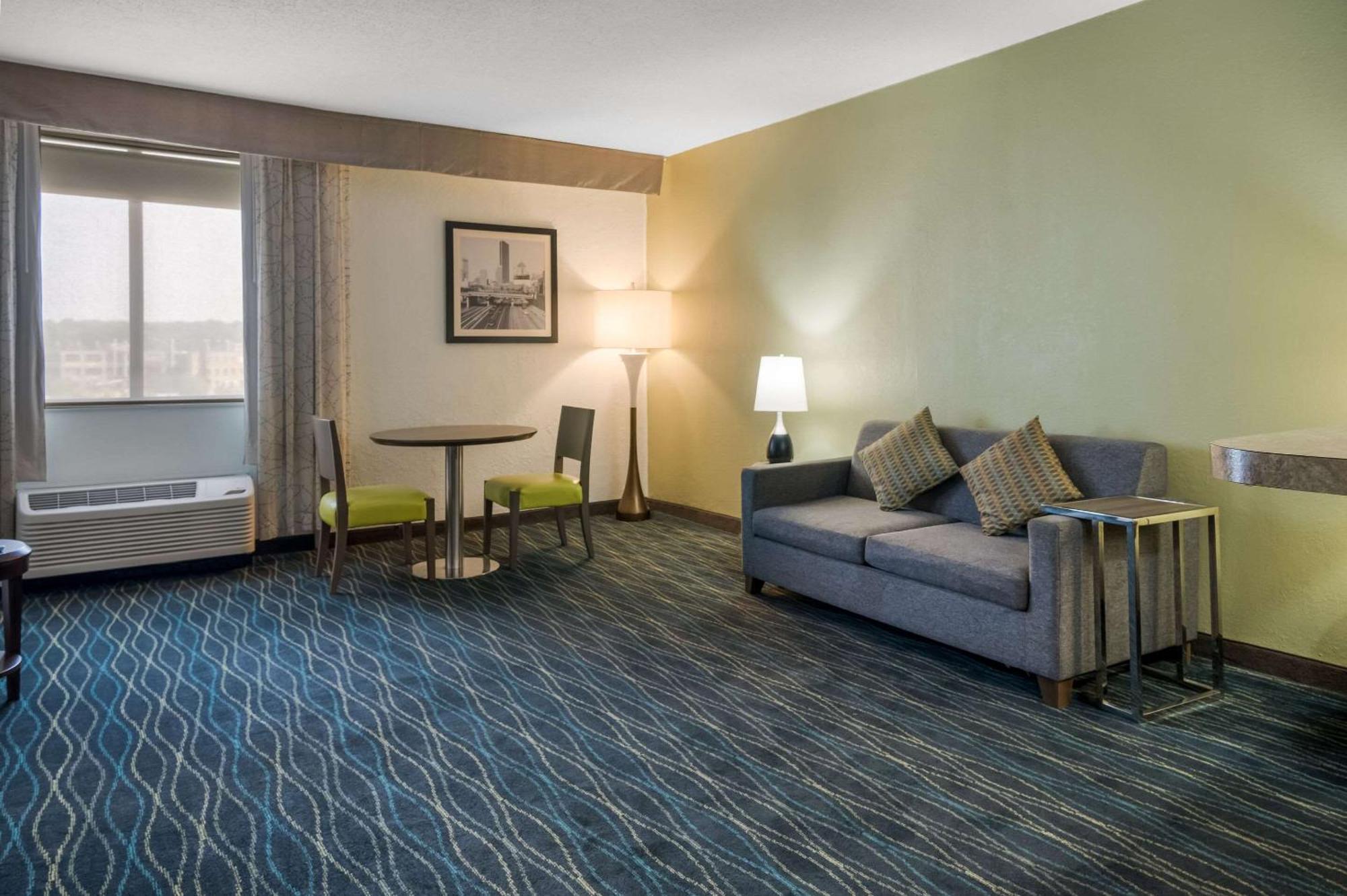 Radisson Hotel Grand Rapids Riverfront Dış mekan fotoğraf