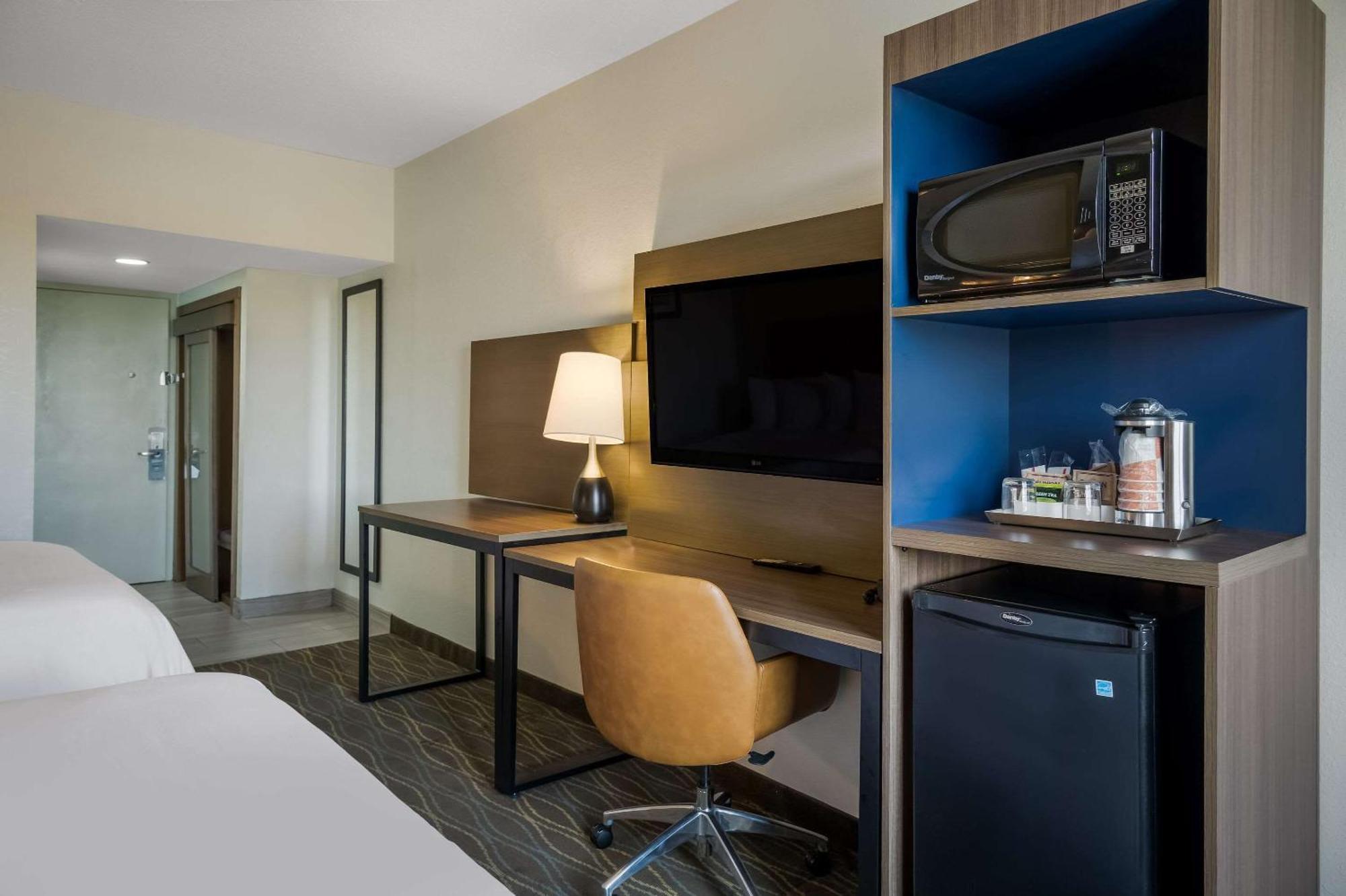 Radisson Hotel Grand Rapids Riverfront Dış mekan fotoğraf